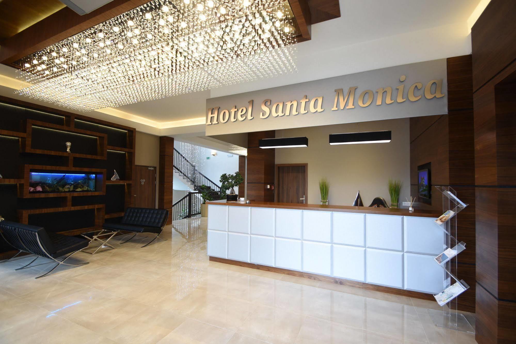 Hotel Santa Monica Mikołajki Exterior foto